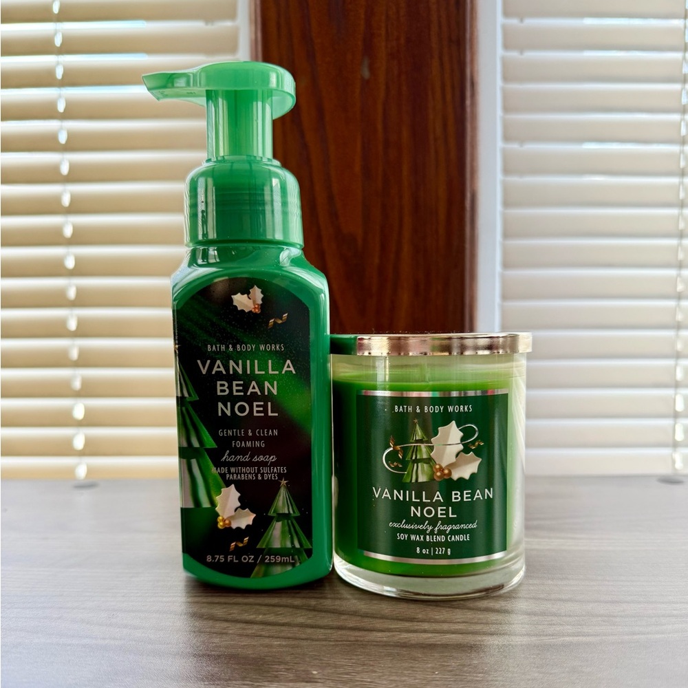 Bath & Body Works Vanilla Bean Noel Hand Soap and Candle Bundle
